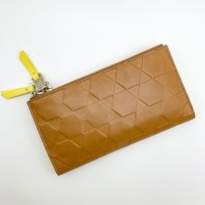 NWOT HEIRLOOM Leather Double Zip Wallet